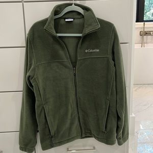 Small Columbia fleece jacket.